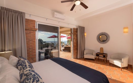 VILLA MYSTIQUE