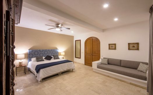 VILLA MYSTIQUE