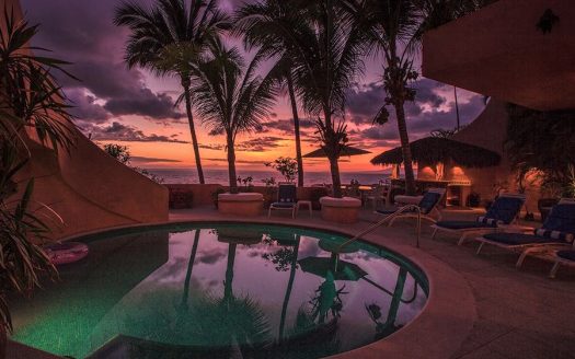 VILLA McFUEGO