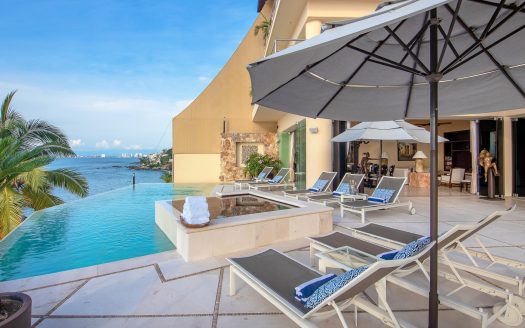 VILLA BAHIA