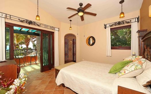 HACIENDA VILLA BELLA