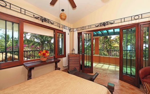 HACIENDA VILLA BELLA