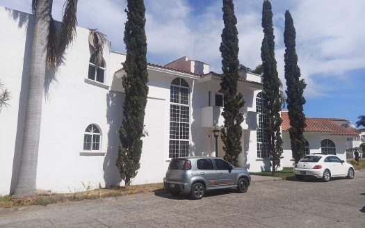 VILLA LAS BRISAS