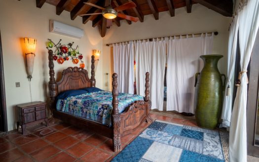CASA LAZULI Punta El Custodio